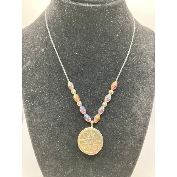 Reversible Metal Circles Pendant Purple Beaded Necklace! - Picture 14 of 15